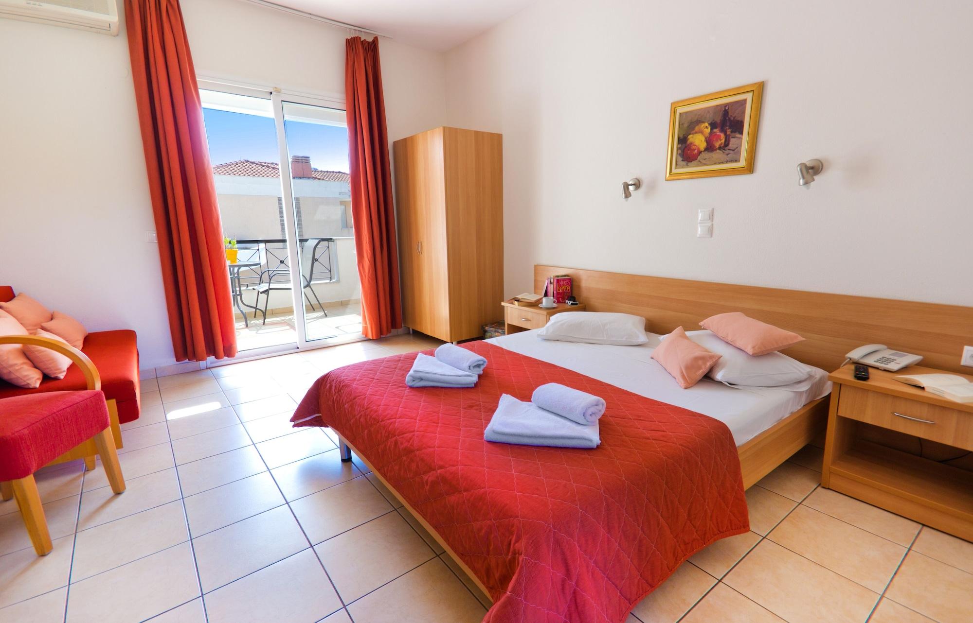 Filia Hotel And Apartments Liménasz Kültér fotó